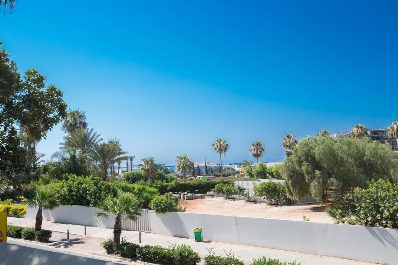 Stratovarius Nissi Rooms Agia Napa Exterior foto