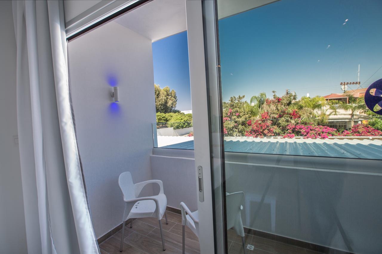Stratovarius Nissi Rooms Agia Napa Exterior foto